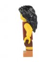 Figurka LEGO Amazonská válečnice z boční strany