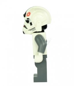 Figurka LEGO AT-AT Pilot z boční strany
