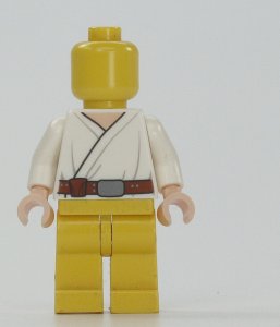 Figurka LEGO Bílá róba s hnědým páskem zepředu